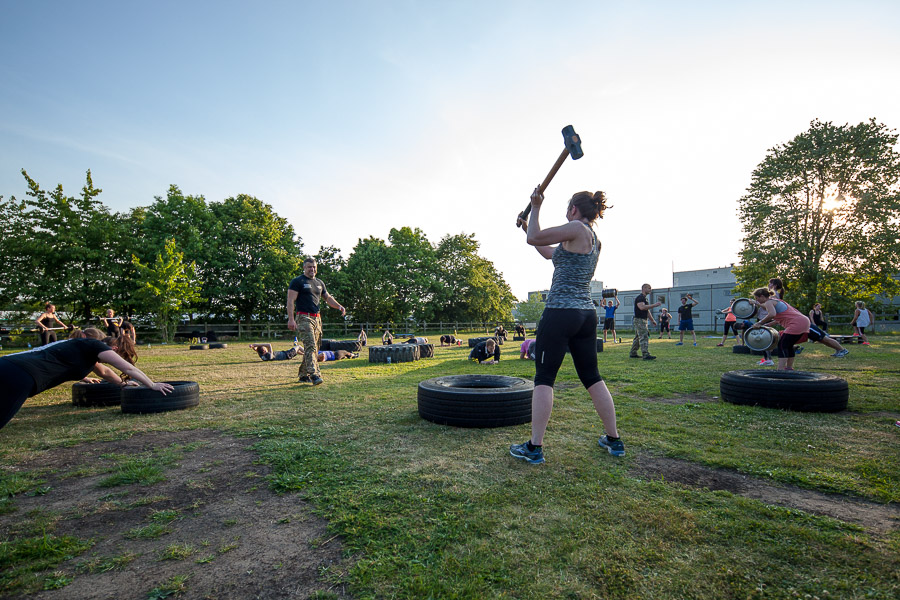 Bootcamp UK Reading - Group outdoor fitness, sledge hammers