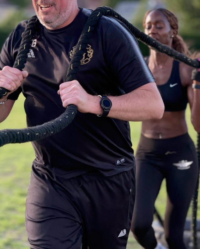 UK bootcamp session in the park with beginner-friendly fitness options