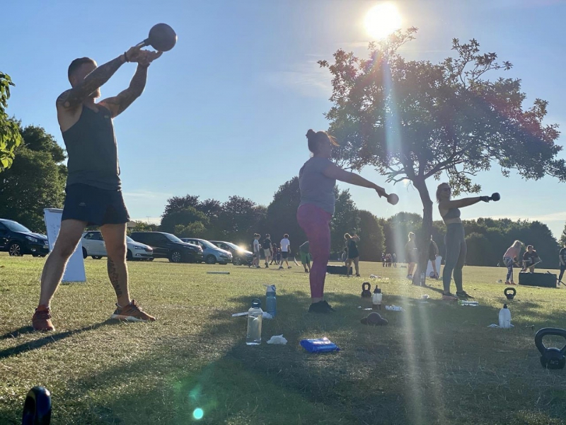 Bootcamp UK - Kettle bell swings